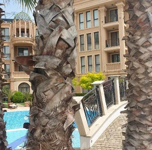 под наем с208 в афродита гарденс Aparthotel *