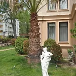 под наем с208 в афродита гарденс Appart hôtel *