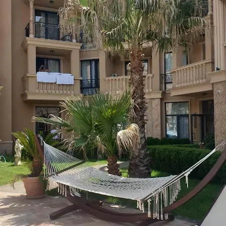 под наем с208 в афродита гарденс ساني بيتش