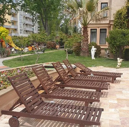 под наем с208 в афродита гарденс *