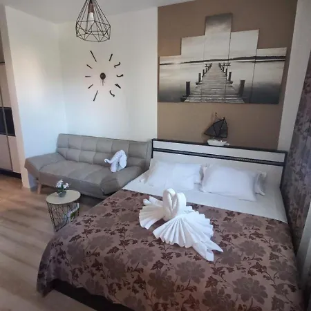 под наем с208 в афродита гарденс Sunny Beach