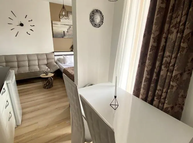 Aparthotel под наем с208 в афродита гарденс Slantschew brjag