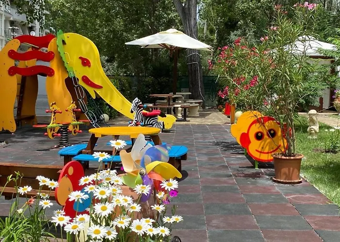 под наем с208 в афродита гарденс